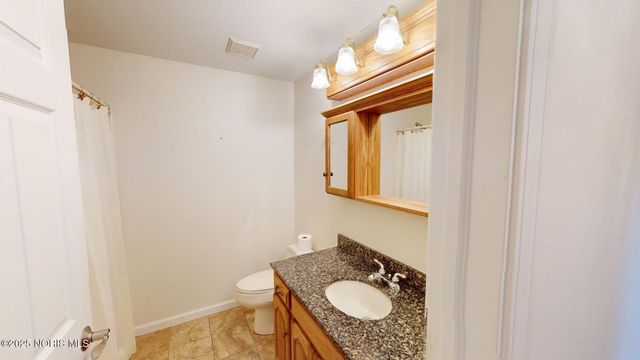 2175 Longport Drive, Maumee, OH 43537