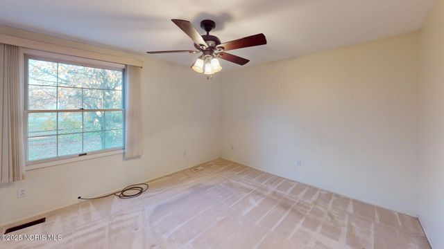 2175 Longport Drive, Maumee, OH 43537