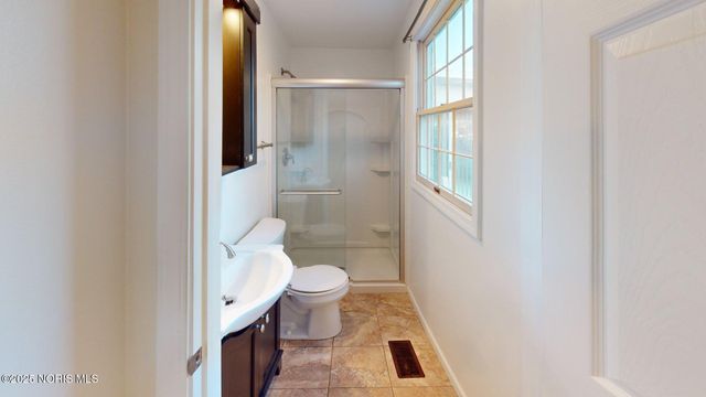 2175 Longport Drive, Maumee, OH 43537