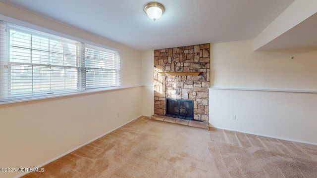 2175 Longport Drive, Maumee, OH 43537