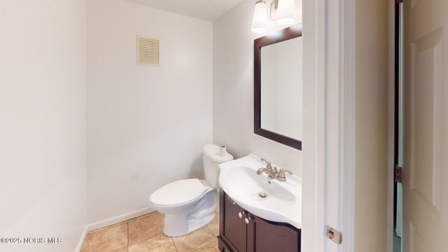 2175 Longport Drive, Maumee, OH 43537