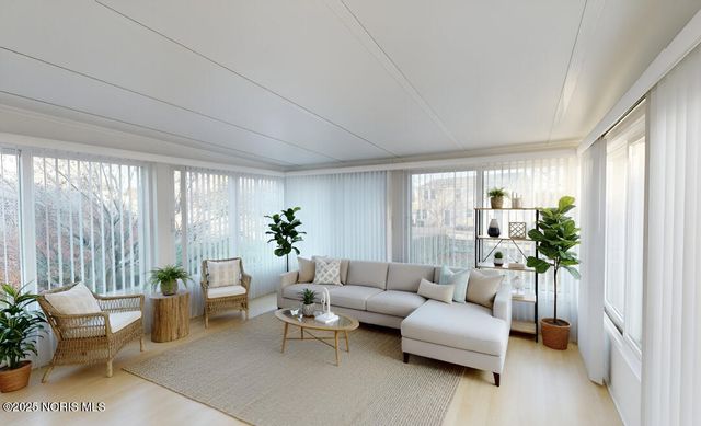 2175 Longport Drive, Maumee, OH 43537