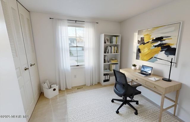 2175 Longport Drive, Maumee, OH 43537