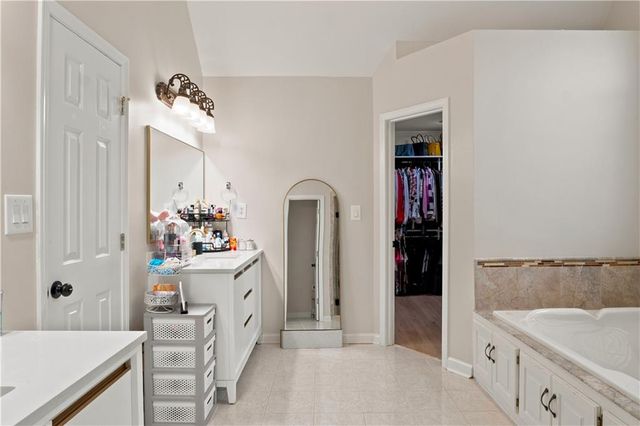 4339 Donerail Drive, Snellville, GA 30039
