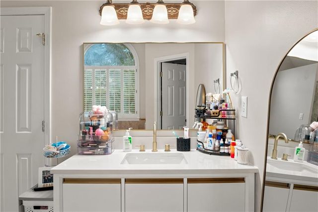 4339 Donerail Drive, Snellville, GA 30039