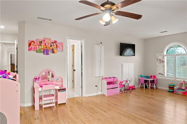 4339 Donerail Drive, Snellville, GA 30039