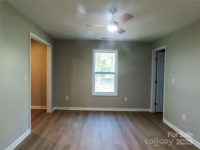 433 Clinton Avenue, Lancaster, SC 29720