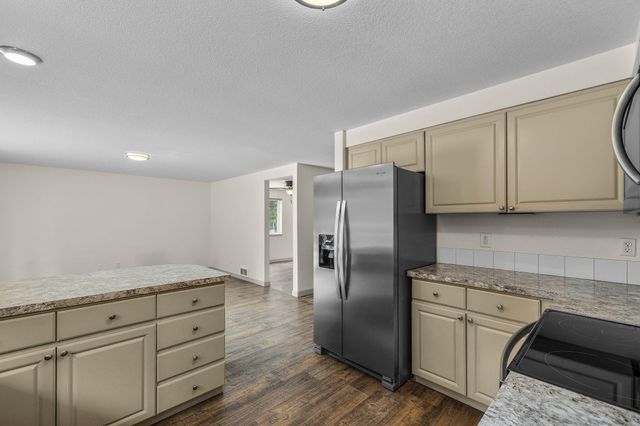 16053 Snowberry Lane, La Pine, OR 97739