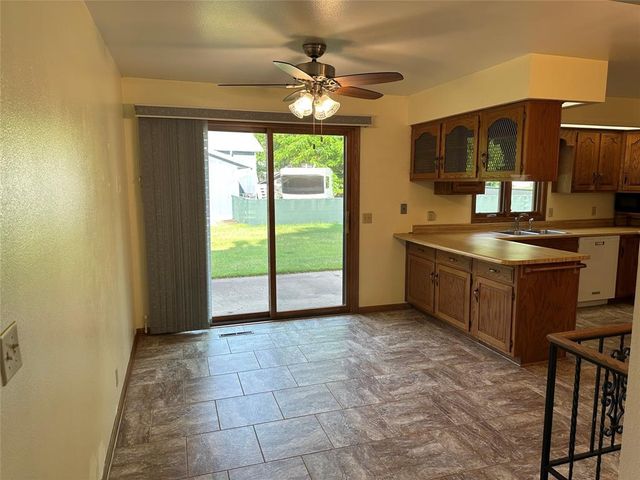 2935 Bobbie Street, Eau Claire, WI 54703