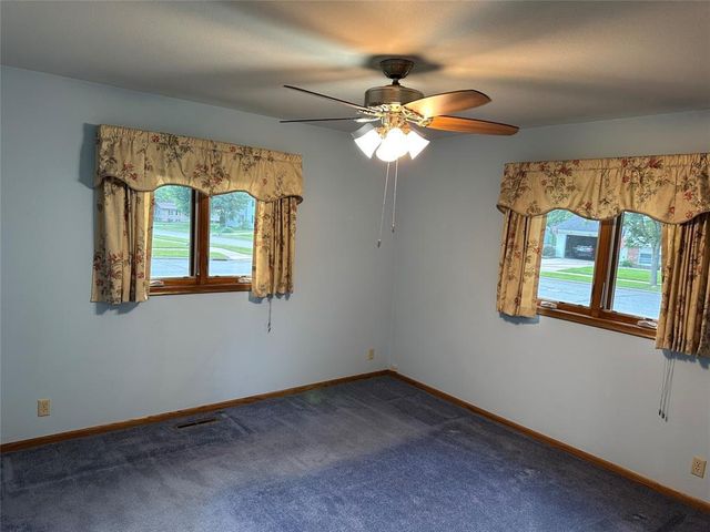 2935 Bobbie Street, Eau Claire, WI 54703