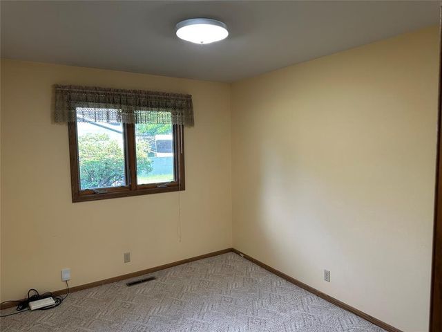 2935 Bobbie Street, Eau Claire, WI 54703