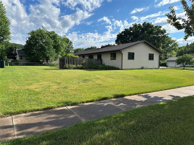 2935 Bobbie Street, Eau Claire, WI 54703