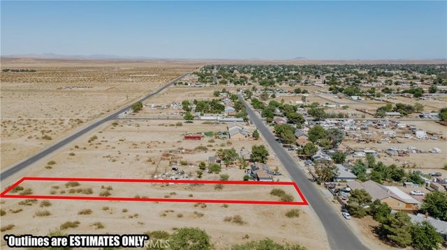 16113 Mossdale Avenue, Lake Los Angeles, CA 93535