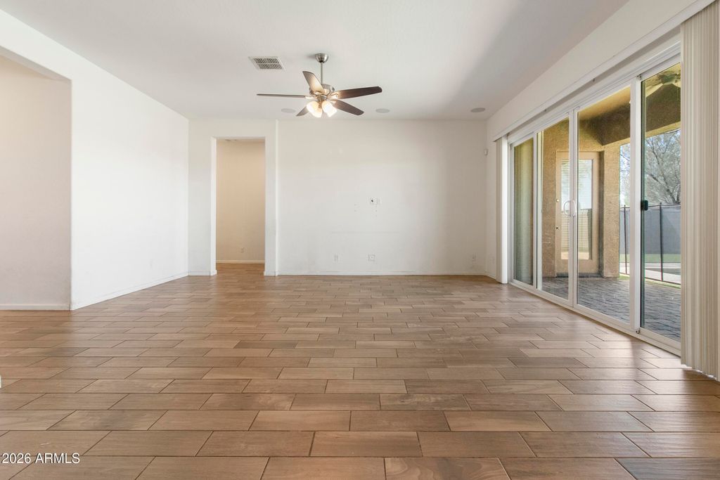 16494 W CALLE LEJOS --, Surprise, AZ 85387 — photo 5
