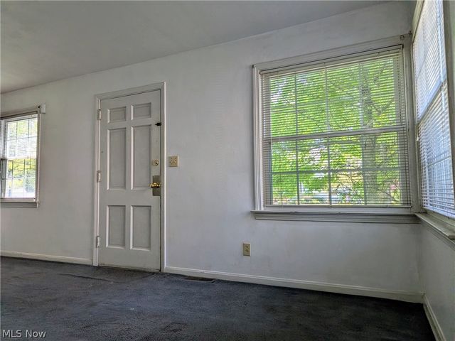 321 Filmore Avenue, Cuyahoga Falls, OH 44221