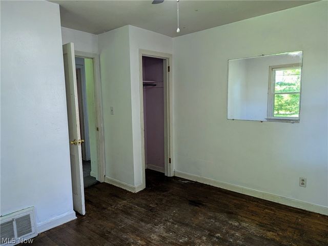321 Filmore Avenue, Cuyahoga Falls, OH 44221