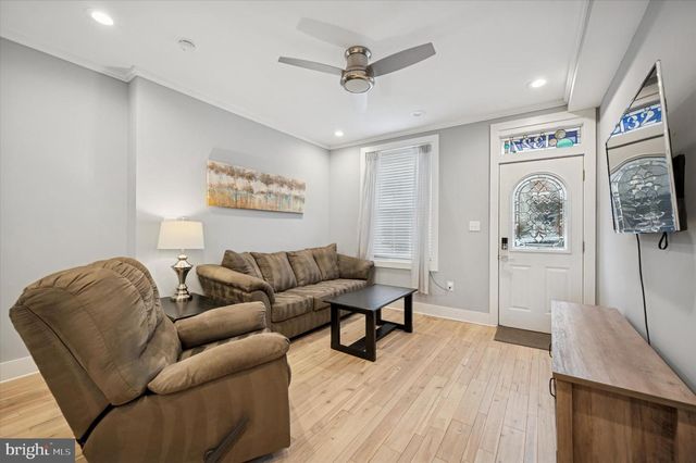 327 LEVERINGTON AVE, Philadelphia, PA 19128