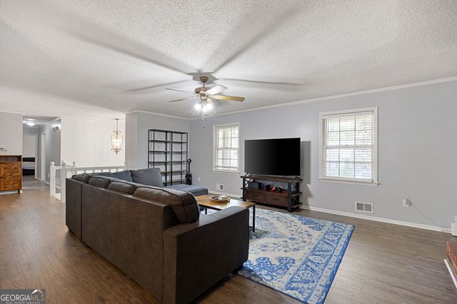 4681 Mahonia Way NW, Acworth, GA 30102