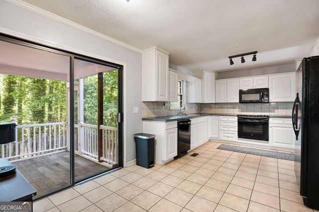 4681 Mahonia Way NW, Acworth, GA 30102