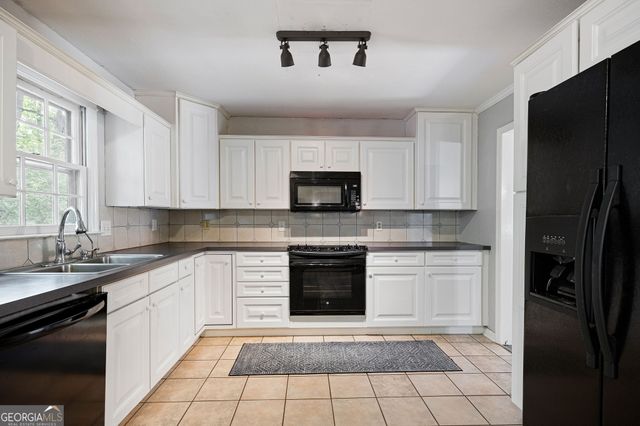 4681 Mahonia Way NW, Acworth, GA 30102