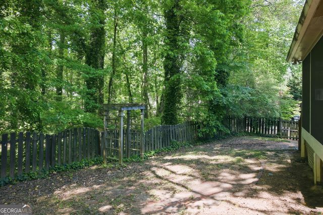 4681 Mahonia Way NW, Acworth, GA 30102