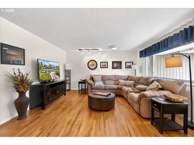 19650 Sw Jaylee St, Beaverton, OR 97078