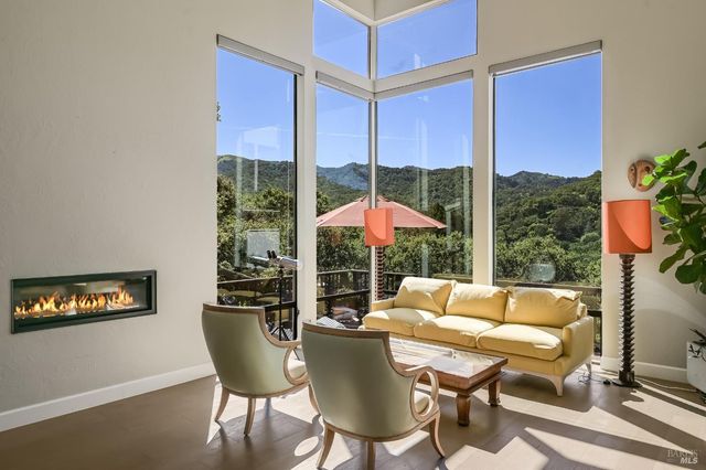 1676 Indian Valley Rd, Novato, CA 94947