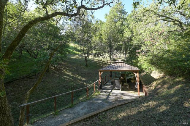 1676 Indian Valley Rd, Novato, CA 94947