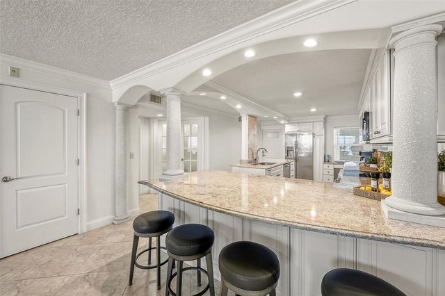 20 WHISPERING SANDS DRIVE 1102, Sarasota, FL 34242