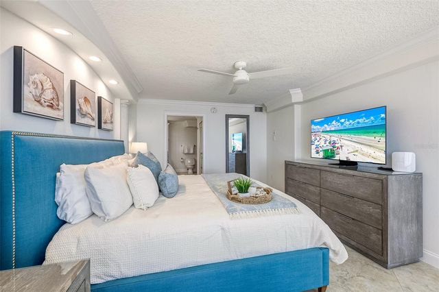 20 WHISPERING SANDS DRIVE 1102, Sarasota, FL 34242