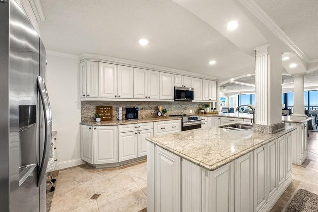 20 WHISPERING SANDS DRIVE 1102, Sarasota, FL 34242