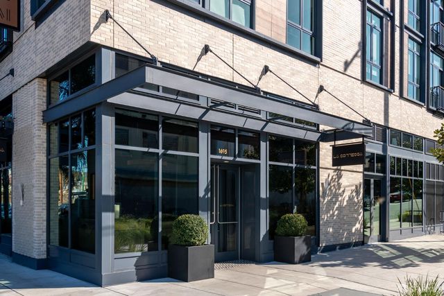 484 Kansas Street, San Francisco, CA 94107