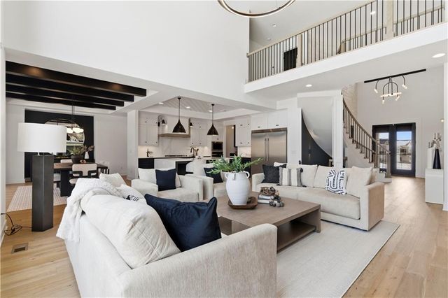 16908 Rosehill Street, Overland Park, KS 66221