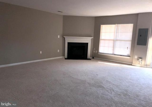 2925 ROTTERDAM LOOP, Woodbridge, VA 22191