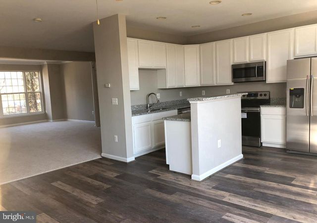 2925 ROTTERDAM LOOP, Woodbridge, VA 22191