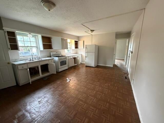 574 Ralston Street, Gary, IN 46406