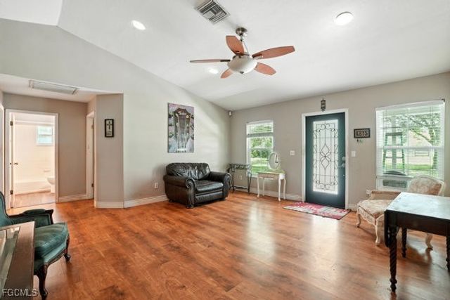 435 Trader RD, Fort Denaud, FL 33935