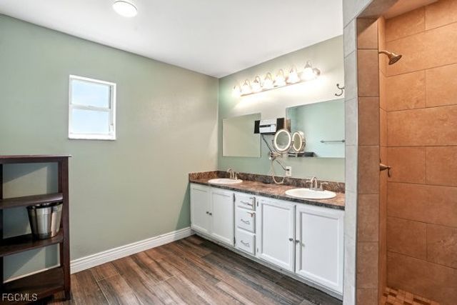 435 Trader RD, Fort Denaud, FL 33935