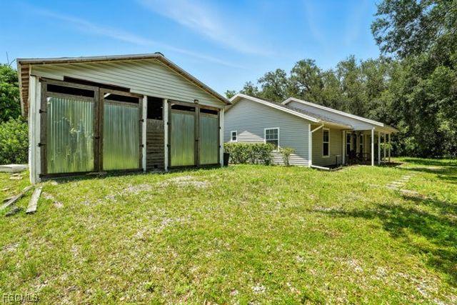 435 Trader RD, Fort Denaud, FL 33935