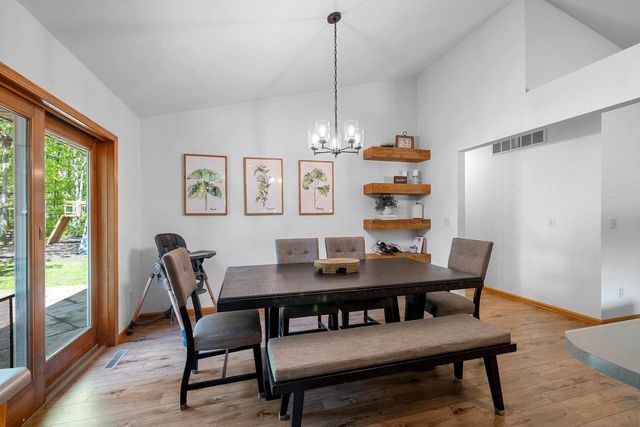 233 BURNING TREE COURT, Wrightstown, WI 54180