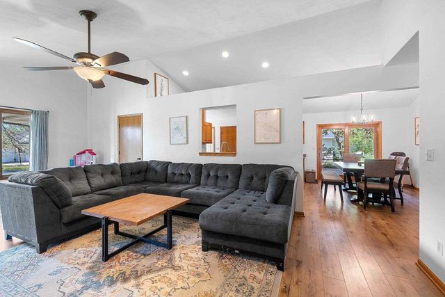 233 BURNING TREE COURT, Wrightstown, WI 54180