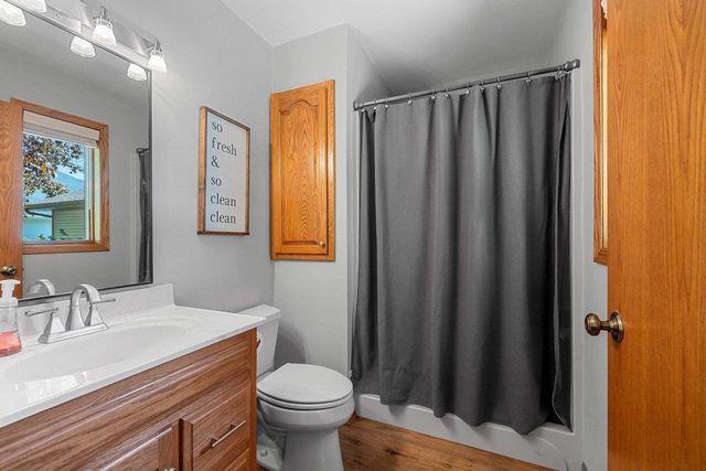 233 BURNING TREE COURT, Wrightstown, WI 54180