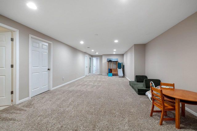 233 BURNING TREE COURT, Wrightstown, WI 54180