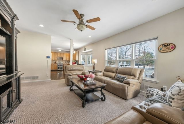 11 WINDING RIDGE ROAD, Jefferson Twp., NJ 07849