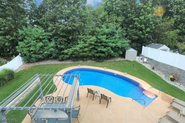 11 WINDING RIDGE ROAD, Jefferson Twp., NJ 07849