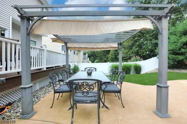 11 WINDING RIDGE ROAD, Jefferson Twp., NJ 07849