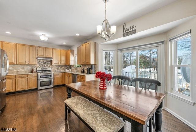 11 WINDING RIDGE ROAD, Jefferson Twp., NJ 07849