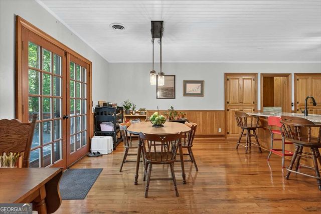 1965 Highway 52 E, Ellijay, GA 30536
