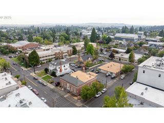 414 Ne EVANS St, Mc Minnville, OR 97128