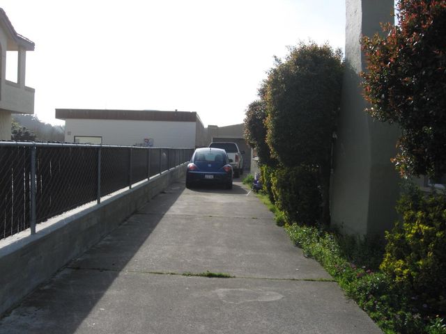 220 Main Street, Half Moon Bay, CA 94019